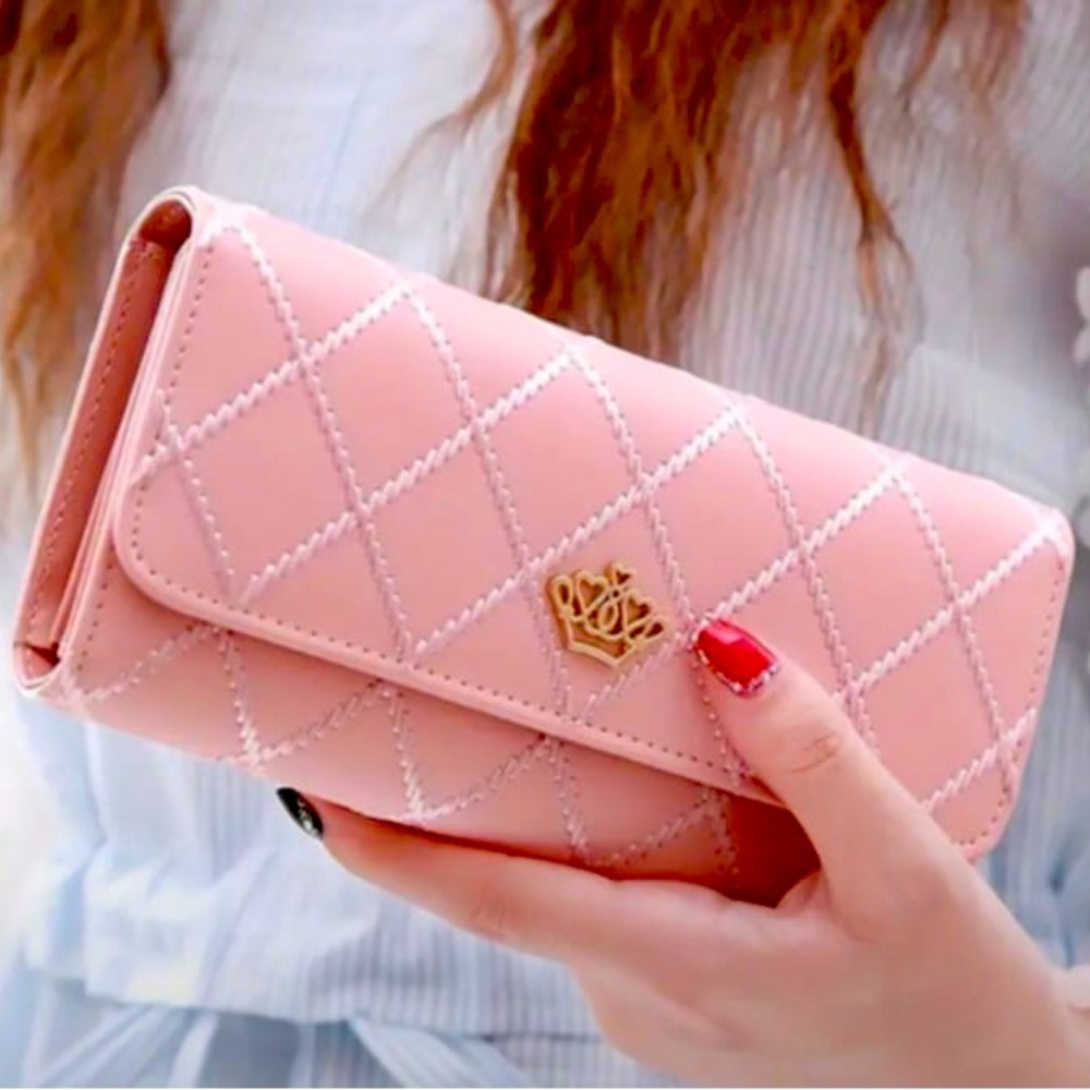 Luxury crown wallet 👑